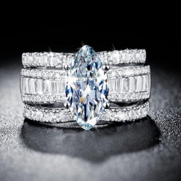 NEW Marquis Baguette Round Diamond Silver Ring - Picture 1 of 3